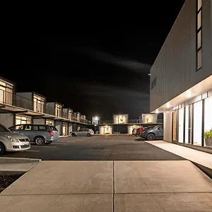  Motel The Com Plex